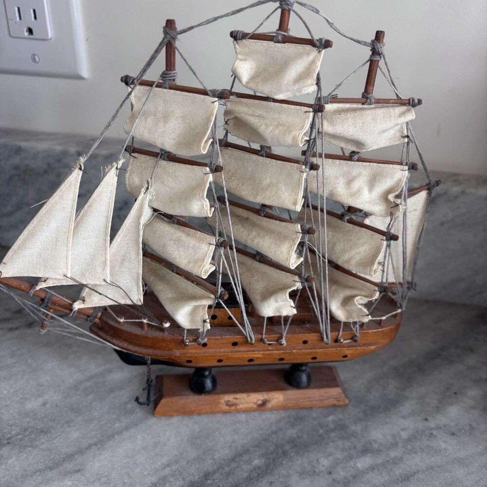VTG Wooden Tall Ship Model 10" Nautical Sailing Vessel Decor Anchor Sailboat - Picture 4 of 12